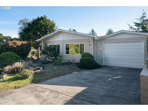 1601 RHODODENDRON DR #534, Florence, OR 97439