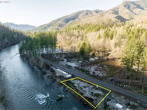 50494 MCKENZIE HWY, Vida, OR 97488