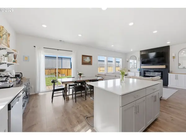 5461 EARTH PL, Salem, OR 97301