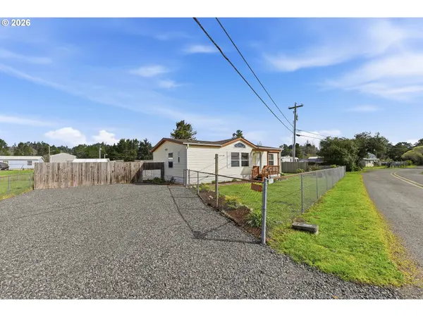 1002 BOWRON RD, Lakeside, OR 97449