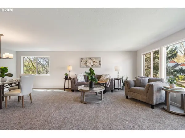 11830 SE HOBART CT, Happy Valley, OR 97086