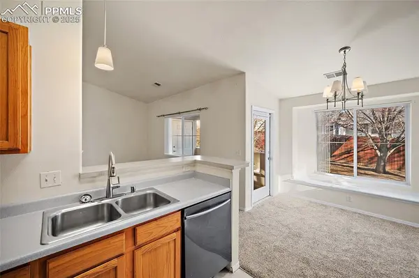 3870 Strawberry Field GRV #F, Colorado Springs, CO 80906