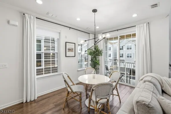 35 Aspen Dr, Cedar Grove Twp., NJ 07009