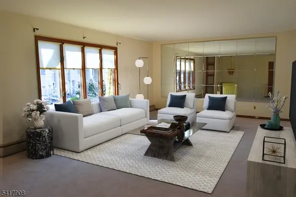 297 Fencsak Ave, Elmwood Park Boro, NJ 07407