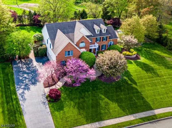 5 Erin Ct, South Brunswick Twp., NJ 08824