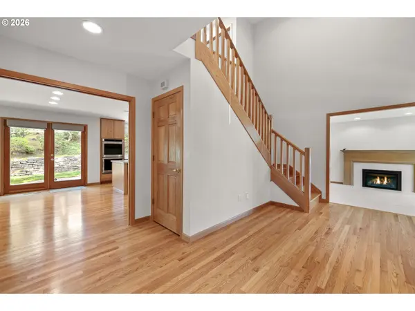 18362 SW ANDUIN TER, Lake Oswego, OR 97034