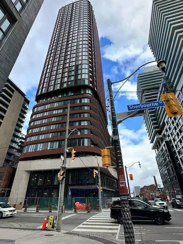 180 Front ST E #4107, Toronto C08, ON M5A 0A9