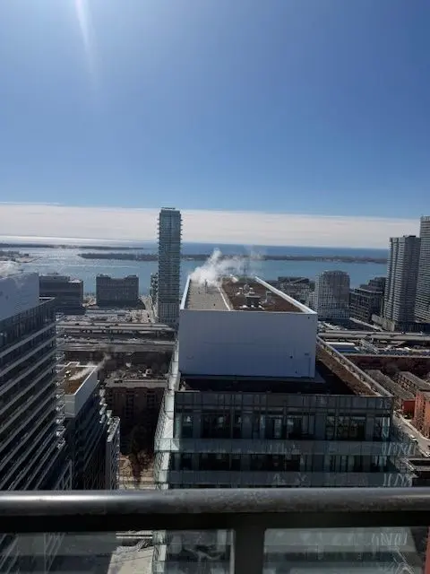 180 Front ST E #4107, Toronto C08, ON M5A 0A9