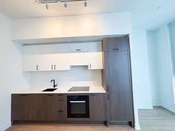 1 Quarrington LN #2112, Toronto C13, ON M3C 0S4