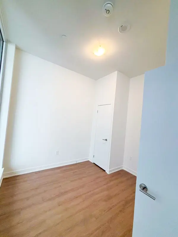 1 Quarrington LN #2112, Toronto C13, ON M3C 0S4