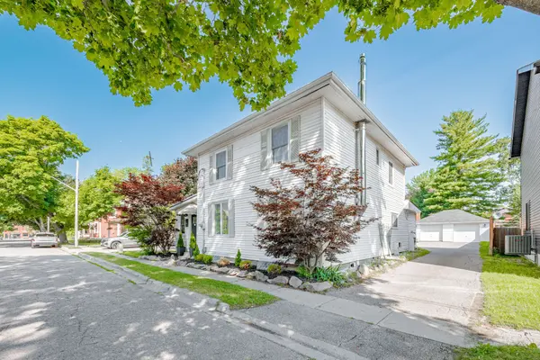 26 Park ST, Clarington, ON L0B 1M0