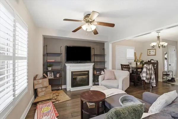 10 Crough ST, Clarington, ON L1C 5M5