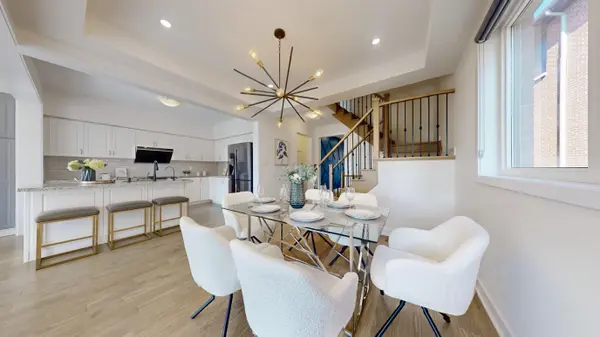 12 Badgerow WAY, Aurora, ON L4G 0Z4