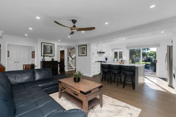 228 Bayshore RD, Innisfil, ON L0L 1K0