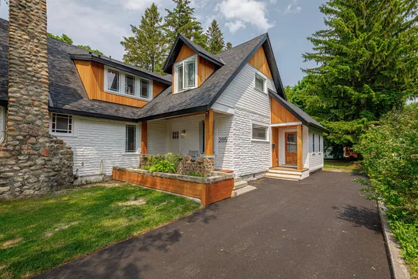 285 Maple ST, Collingwood, ON L9Y 2R3