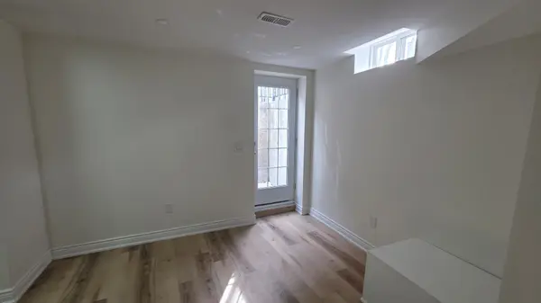 41 Blair CRES ##Bsmt, Barrie, ON L4M 5Y6