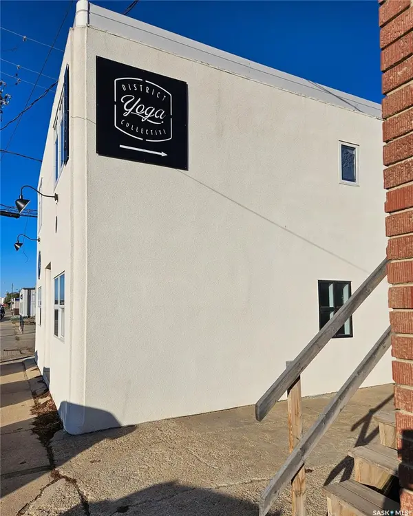 107 1st AVENUE W, Rosetown, SK S0L 2V0