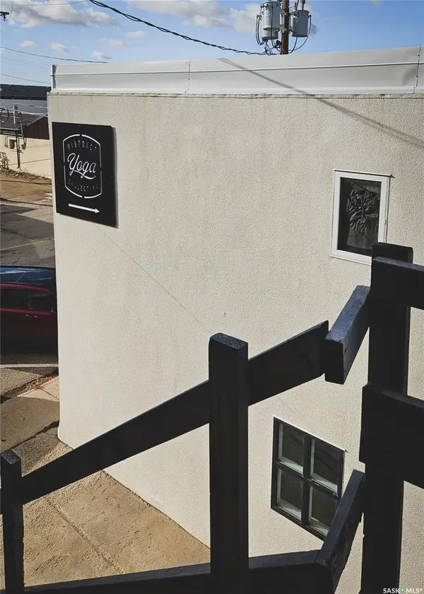 107 1st AVENUE W, Rosetown, SK S0L 2V0