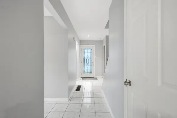 34 Hillbank TRL, Brampton, ON L6S 1P6