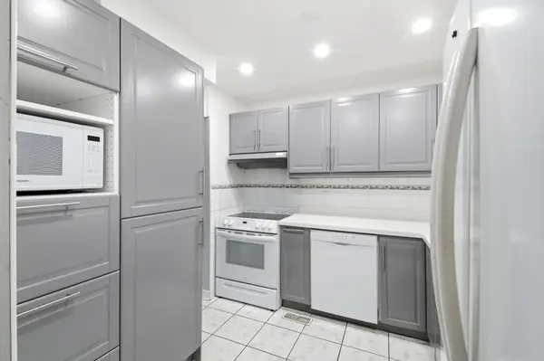 34 Hillbank TRL, Brampton, ON L6S 1P6