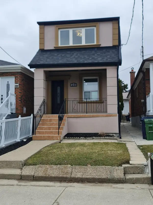 28 Teignmouth AVE, Toronto W03, ON M6E 1S7