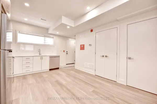 385 McRoberts AVE #Laneway, Toronto W03, ON M6E 4R1