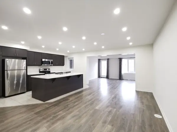 569 Laking TER, Milton, ON L9T 9J3