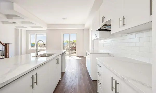 1266 Anthonia TRL, Oakville, ON L6H 7Y6