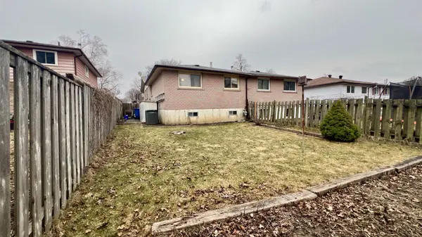 68 Burbank CRES, Orangeville, ON L9W 3E7
