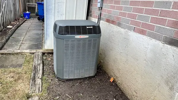 68 Burbank CRES, Orangeville, ON L9W 3E7