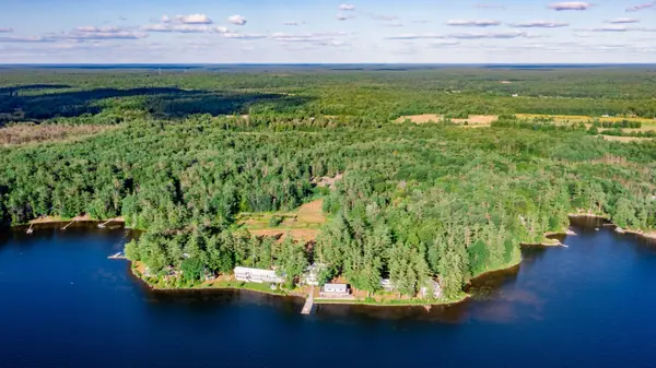 1711 Delmonte RD, Gravenhurst, ON P0E 1G0