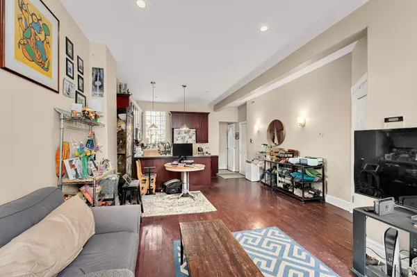 242 Brock ST, Kingston, ON K7L 1S4