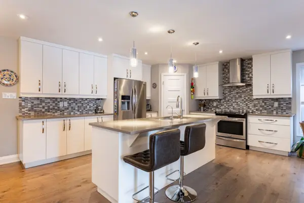 65 Aberdeen ST, Centre Wellington, ON N1M 0C1