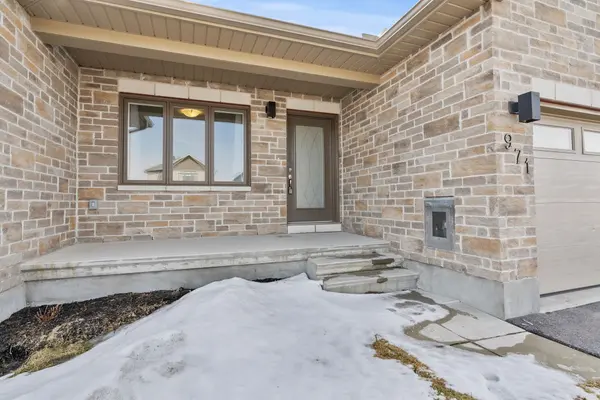 971 LEISHMAN DR, Mississippi Mills, ON K0A 1A0