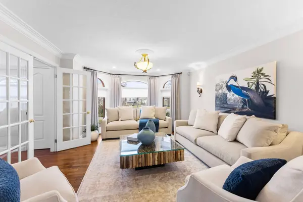 4 Crawford ST, Chatham-kent, ON N0P 1L0