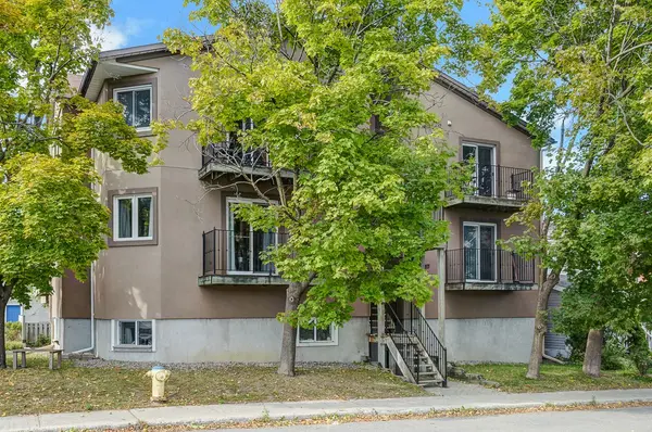 41 Hilda ST #201, West Centre Town, ON K1Y 4T4