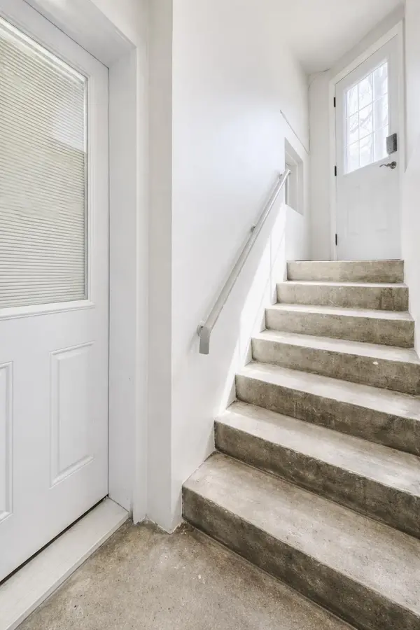 5 Regent DR #Lower, St. Catharines, ON L2M 3L6