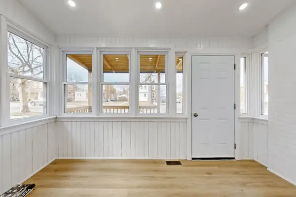 181 Talbot ST N, Norfolk, ON N3Y 3W8