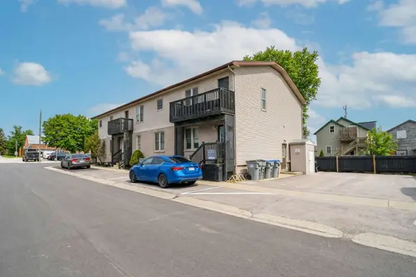 15 Victoria LN, Bluewater, ON N0M 2T0