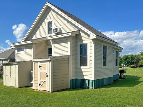 25 Butternut LN #33, Prince Edward County, ON K0K 1P0