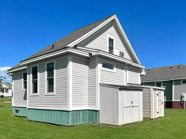 25 Butternut LN #33, Prince Edward County, ON K0K 1P0