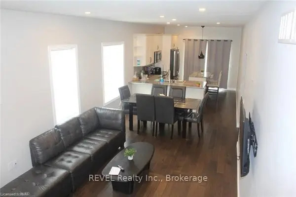 438 Mcalpine AVE N, Welland, ON L3B 1T3