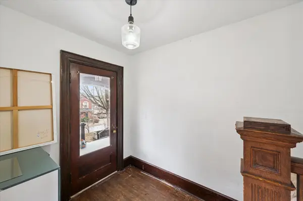 467 Woolwich ST #Upper, Guelph, ON N1H 3X6