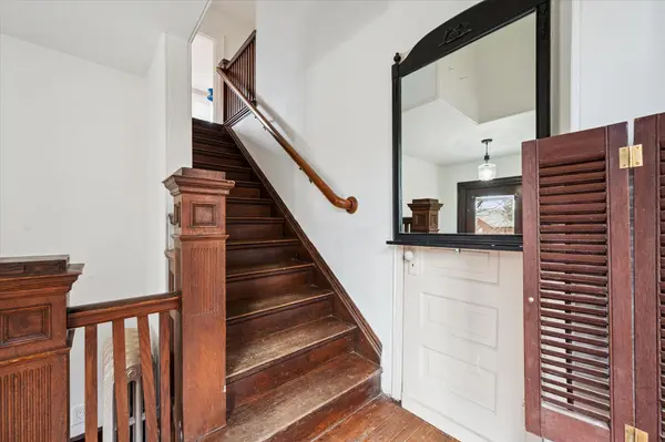 467 Woolwich ST #Upper, Guelph, ON N1H 3X6