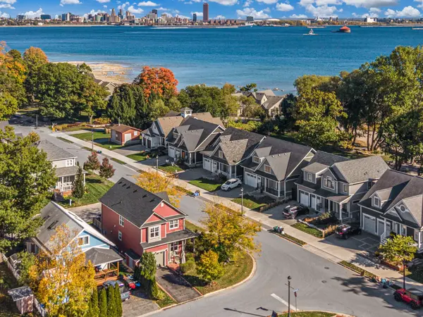 750 Lakeshore RD, Fort Erie, ON L2A 0B4