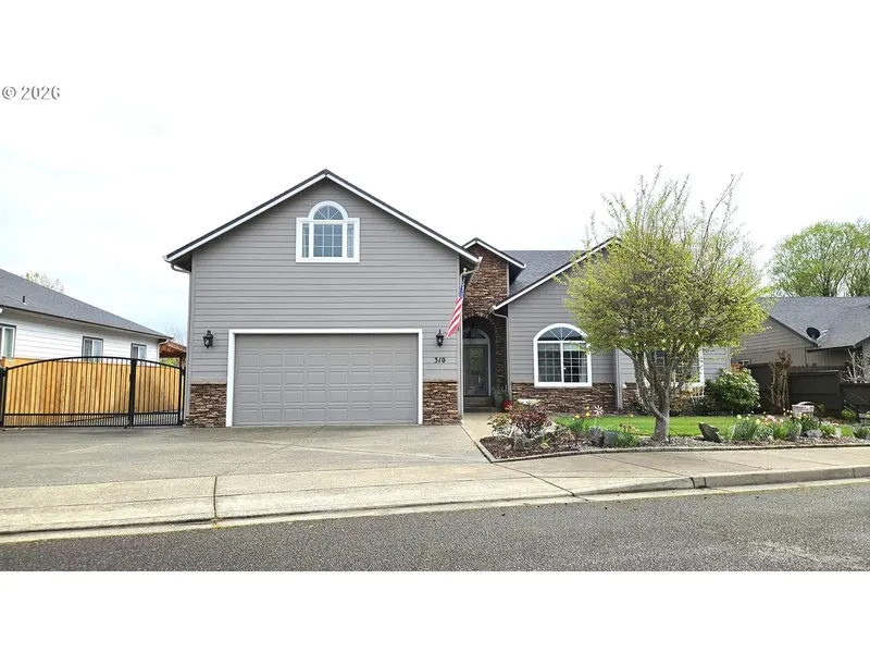 310 ASHWOOD ST, Sutherlin, OR 97479