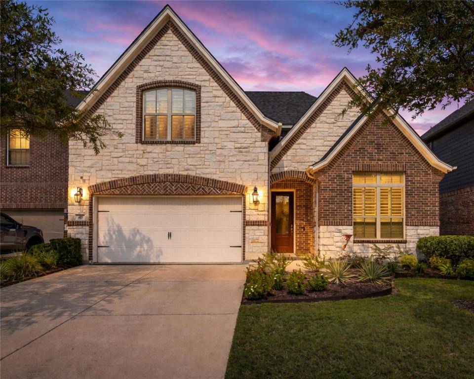 417 Middleton Drive, Roanoke, TX 76262