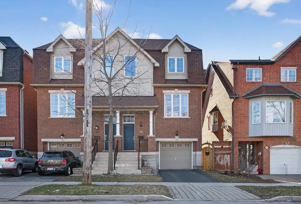 28 Tisdale AVE, Toronto C13, ON M4A 1Y5