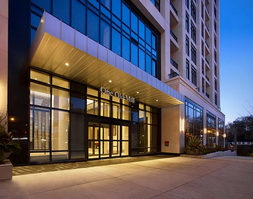 1 Old Mill DR #1011, Toronto W01, ON M6S 0A1