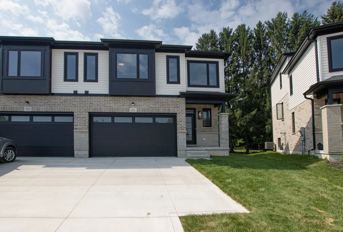 619 REGENT ST, Strathroy-caradoc, ON N0L 1W0